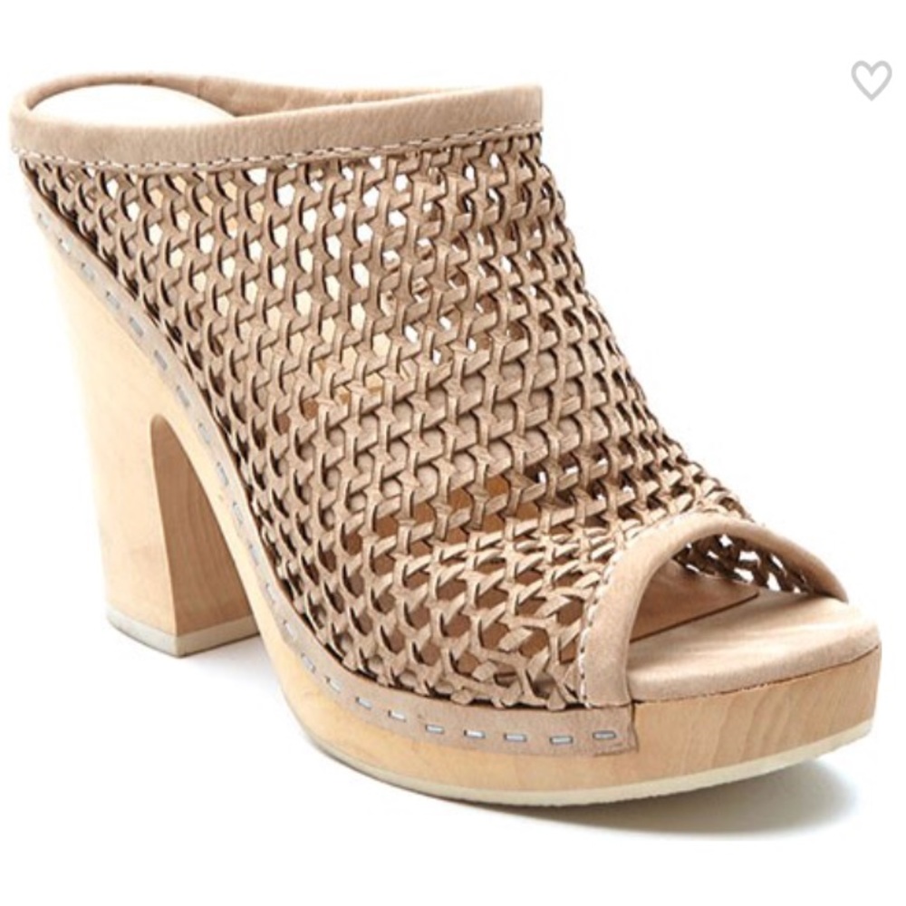 Dolce Vita Brooks open toe clog